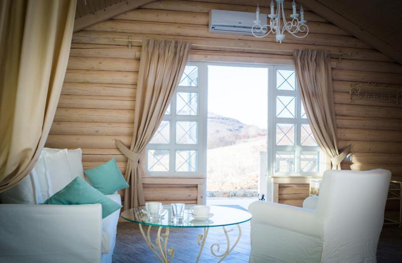 French Town Villa Берегово Екстериор снимка